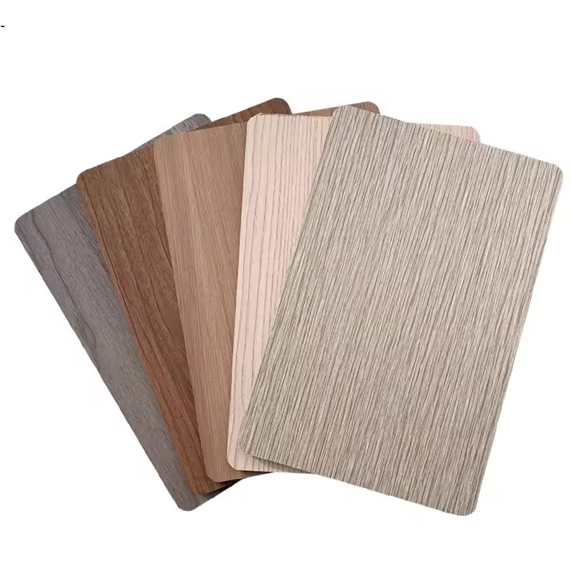 Tablero anticolisión con textura de madera